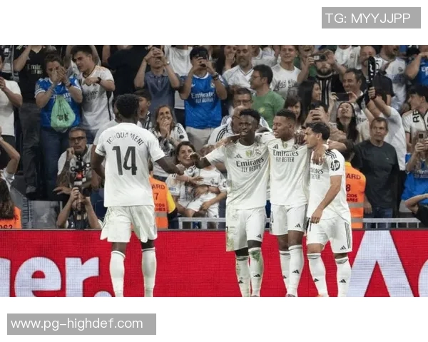 中超历史冷门皇马6-2战胜巴萨乌龙球瞬间点燃全场激情