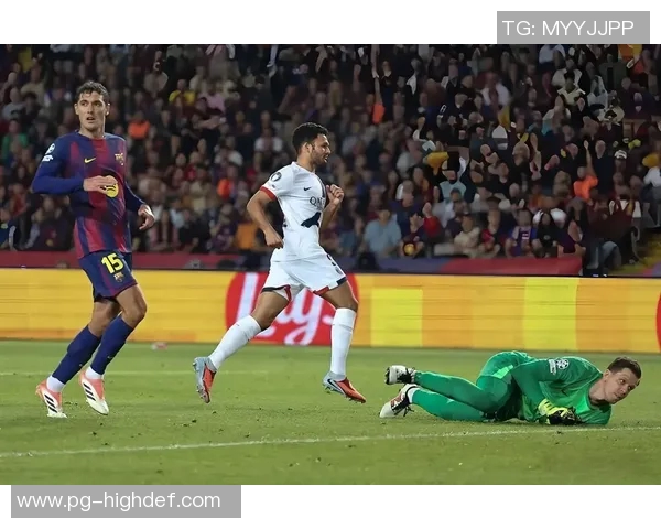 波尔图逆转巴萨夺国王杯冠军绝杀瞬间点燃全场激情