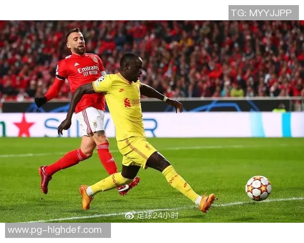 德甲激战：本菲卡与利物浦战成平局绝杀瞬间引发全场狂欢